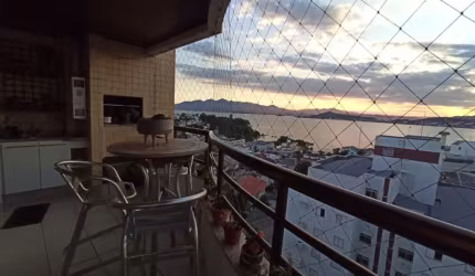 Fabuloso Apartamento no Bom Abrigo