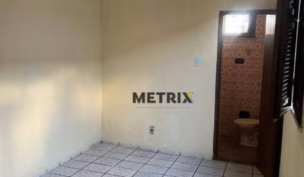 Casa com 3 dormitórios à venda, 217 m² por R$ 480.000,00 - Montese - Fortaleza/CE