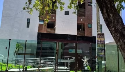 LINDO APARTAMENTO EM CASA AMARELA