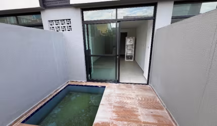 TÉRREO COM PISCINA PRIVATIVA | CUPE