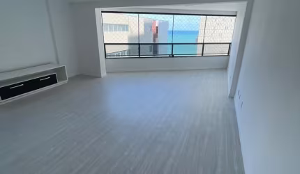 APARTAMENTO BEIRA MAR ALTO PADRÃO