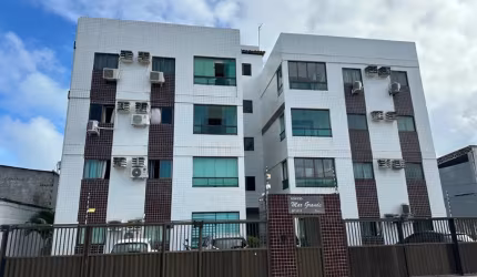 Apartamento Térreo com Área de Lazer e Excelente Localização! IPTU 2025 quitado
