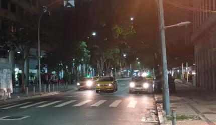 Luxuoso decorado sala e quarto separado Centro Rio de janeiro,Parteira Fechada, Oportunidade única para investimento de Airbnb, Frente Secretaria de Estado o Policial Civil.melhor localização da da Ru