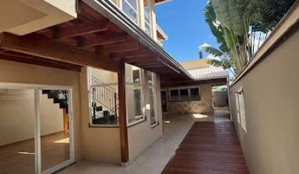 Casa com 5 dormitórios, 370 m² - venda por R$ 2.700.000,00 ou aluguel por R$ 10.000,00/mês - Condomínio Royal Tennis - Londrina/PR