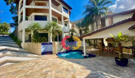 Casa de alto padrão com vista panorâmica no condomínio Arujazinho!!
