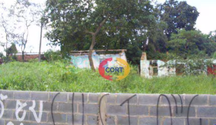 Área comercial para venda no condomínio Country Club em Arujá!!!