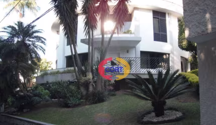 Casa de alto padrão à venda no condomínio Arujazinho IV!!!