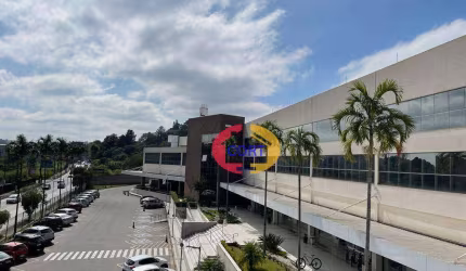 Sala comercial de 60m² para locação e venda em Arujá!!