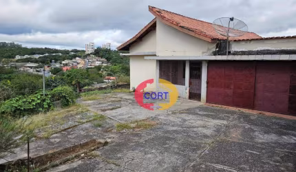 Locação de casa para fins comerciais próximo do centro de Arujá!!!