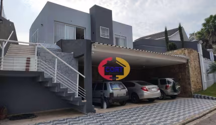 Casa com excelente valor à venda no condomínio Arujá Country Club!!!