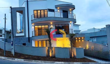 Casa de esquina contemporânea no Real Park em Arujá!!