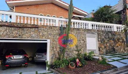 Imóvel mobiliado à venda e locação no condomínio Arujá country Club!!!