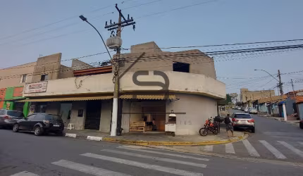 4 Pontos comerciais “tipo box com banheiros' + Casa sobrado residencial à venda Jardim da Fraternidade, Bragança Paulista.