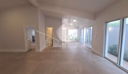 Casa Gramado em Campinas terrea, por R$ 1.650.000,00  - Façanha Imóveis Campinas