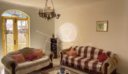 Casa Residencial para venda no Taquaral em Campinas - 4 quartos