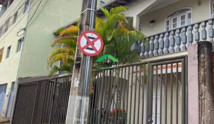 Casa com 4 quartos para alugar na Vila do Carmo, Mariana  por R$ 7.990