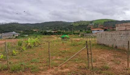 Terreno à venda no Bandeirantes, Mariana  por R$ 200.000