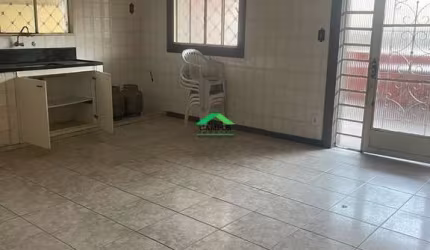 Casa para alugar em São José, Mariana 