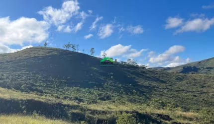 Terreno à venda no Rodrigo Silva, Ouro Preto  por R$ 300.000
