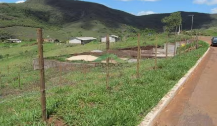 Terreno à venda no Centro, Antônio Pereira  por R$ 120.000