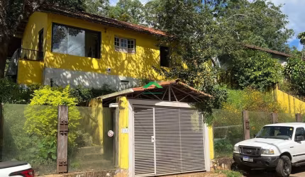 Casa com 3 quartos à venda em Passagem de Mariana, Mariana  por R$ 600.000