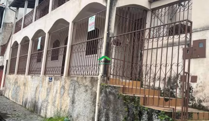 Casa com 3 quartos para alugar na Fonte Da Saudade, Mariana  por R$ 4.000
