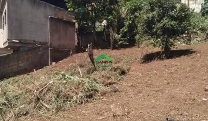 Terreno à venda no Cristo Rei, Congonhas  por R$ 140.000