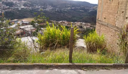 Terreno à venda no Alto Da Cruz, Ouro Preto  por R$ 120.000