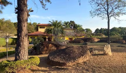 Condomínio com 4 quartos à venda em Condomínio Monte Belo - SP
