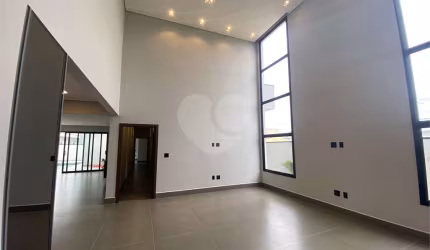 Condomínio com 3 quartos à venda em Jardim Buru - SP
