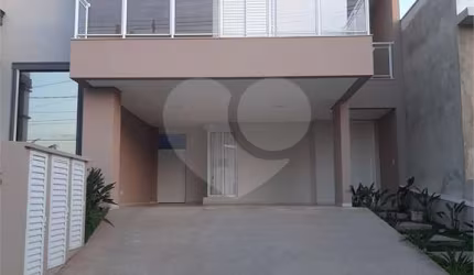 Condomínio com 3 quartos à venda em Loteamento Terras De São Pedro E São Paulo - SP