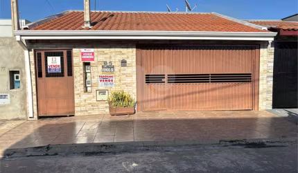 Casa com 3 quartos à venda em Jardim Imperador - SP