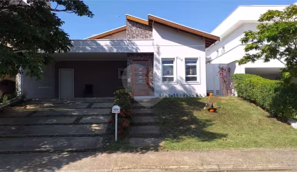Condomínio com 3 quartos à venda em Jardim Morumbi - SP