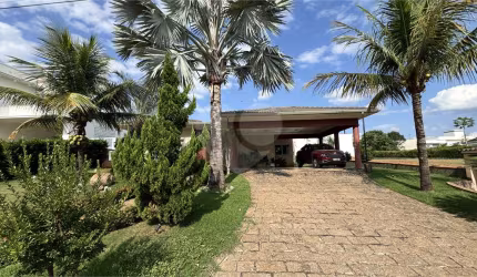 Condomínio com 4 quartos à venda em Buru - SP