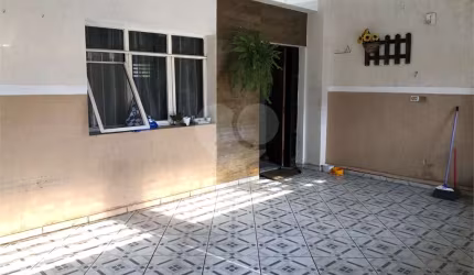 Casa com 3 quartos à venda em Jardim Arco-íris - SP