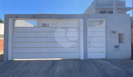 Casa térrea com 2 quartos à venda em Residencial Vila Martins - SP