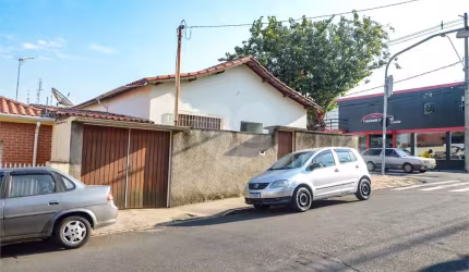 Casa com 2 quartos à venda em Centro - SP