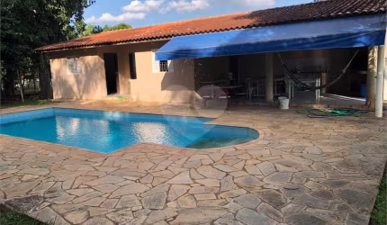 Chácara com 2 quartos à venda em Chácara Carolina - SP
