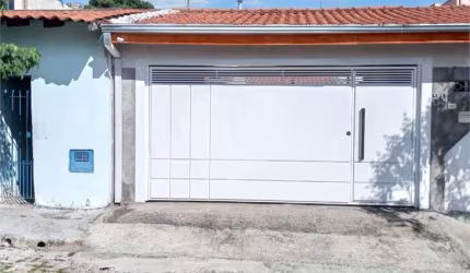 Casa de vila com 3 quartos à venda em Jardim Santa Cruz - SP