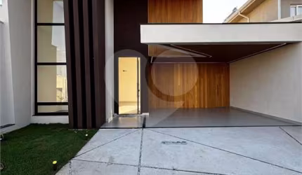 Condomínio com 3 quartos à venda em Residencial Evidências - SP