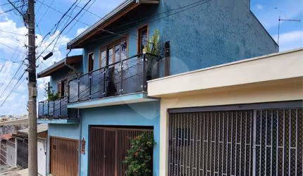 Sobrado com 4 quartos à venda em Vila Romão - SP