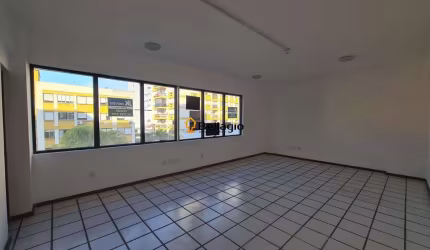 Sala Comercial 1 dormitórios à venda Nossa Senhora de Fátima Santa Maria/RS