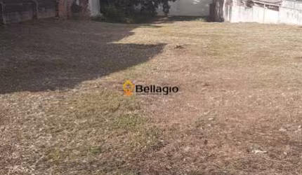 Terreno grande ,pra construção!