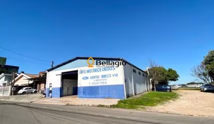 Pavilhão Comercial c/ Sobrado