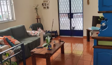 Casa e terreno amplo à venda no centro Taquara