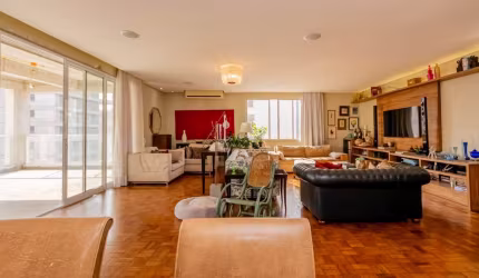 Apartamento tipo para venda com 3 quartos, sendo 3 suítes, 323m²