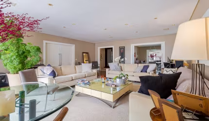 Apartamento tipo para venda com 3 quartos, sendo 3 suítes, 303m²