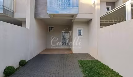 Sobrado à venda, no Bairro Uvaranas, em PONTA GROSSA - PR
