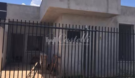 Casa à venda com 3 dormitórios, sendo 1 suíte, em  Uvaranas, PONTA GROSSA - PR