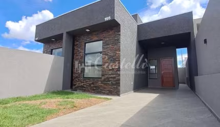 Casa para à venda, no Bairro Uvaranas, em PONTA GROSSA - PR
